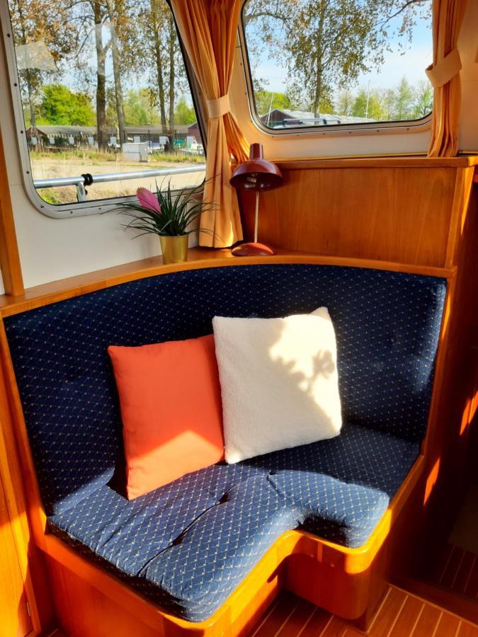 Motor Yacht Amazone Hotel Amsterdam Ngoại thất bức ảnh