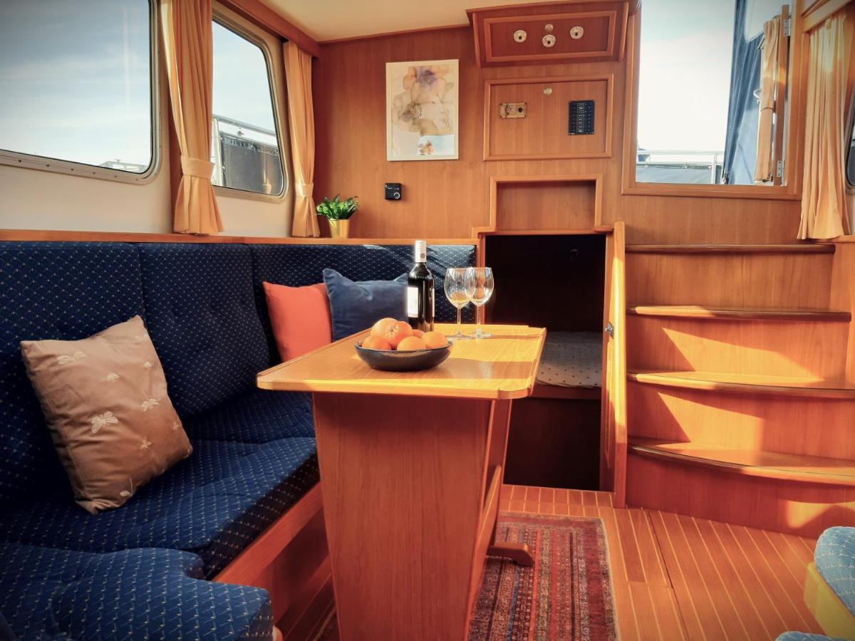Motor Yacht Amazone Hotel Amsterdam Ngoại thất bức ảnh