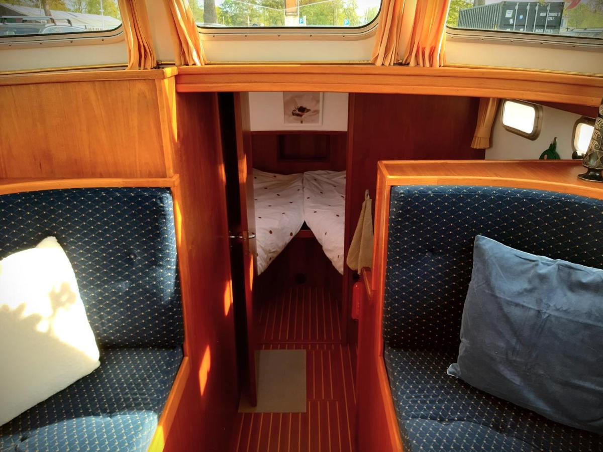 Motor Yacht Amazone Hotel Amsterdam Ngoại thất bức ảnh