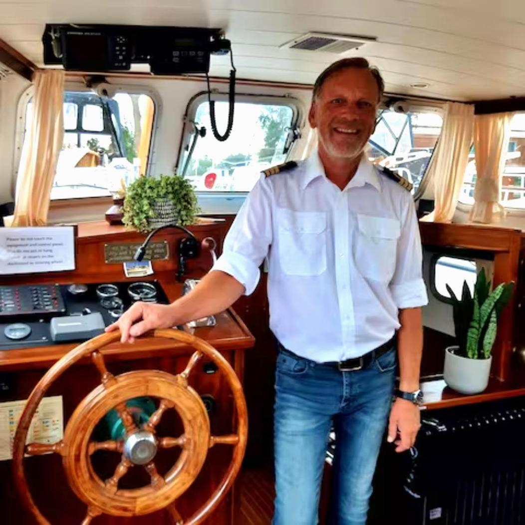 Motor Yacht Amazone Hotel Amsterdam Ngoại thất bức ảnh