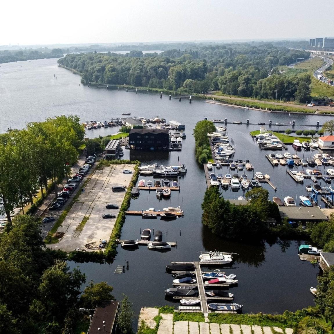 Motor Yacht Amazone Hotel Amsterdam Ngoại thất bức ảnh